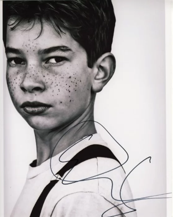 Eli Snyder autograph
