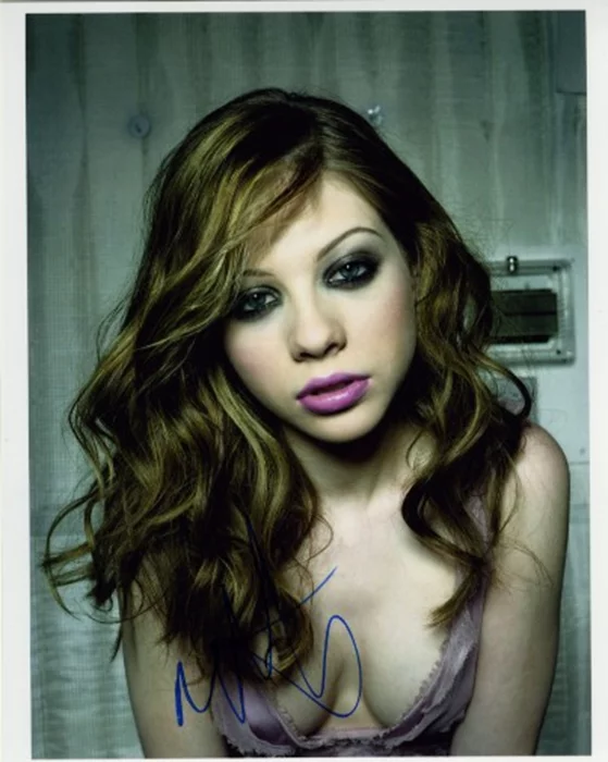 Michelle Trachtenberg autograph