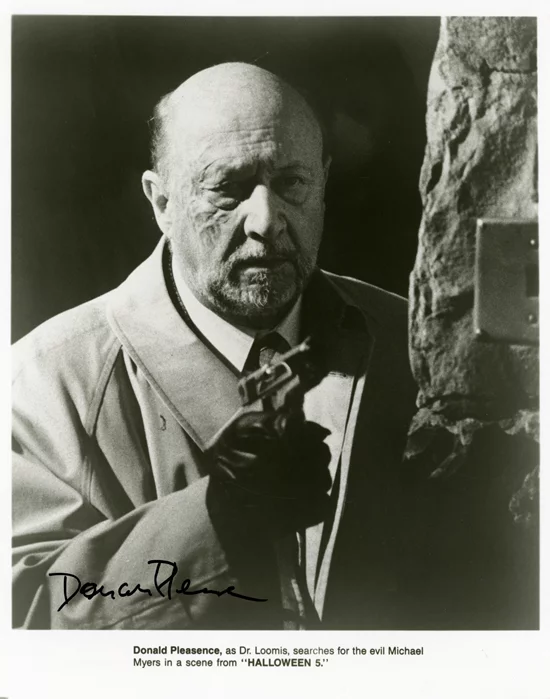 Donald Pleasence autograph