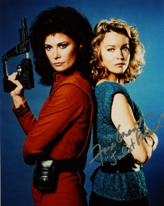 Faye Grant autograph