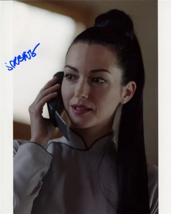 Julie Dreyfus autograph