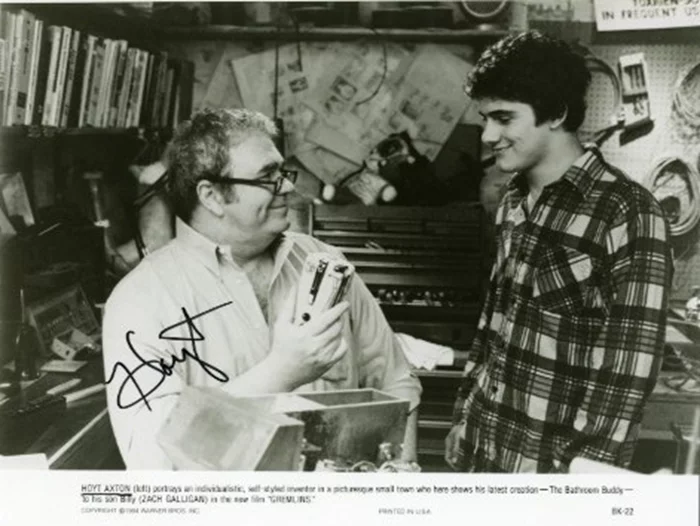 Hoyt Axton autograph