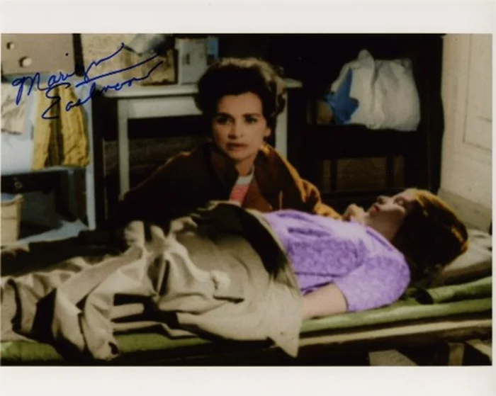 Marilyn Eastman autograph