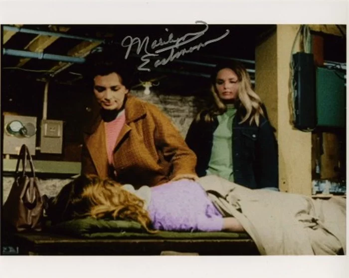 Marilyn Eastman autograph
