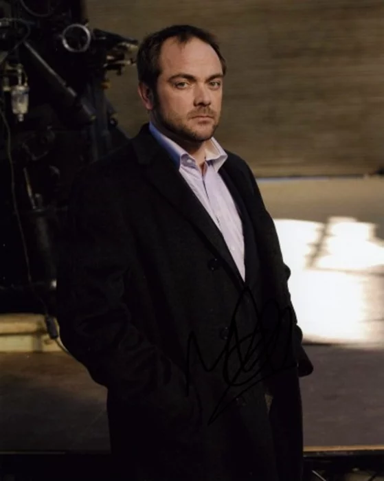 Mark Sheppard autograph