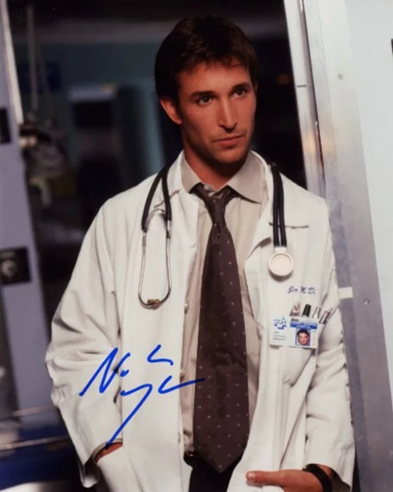 Noah Wyle autograph
