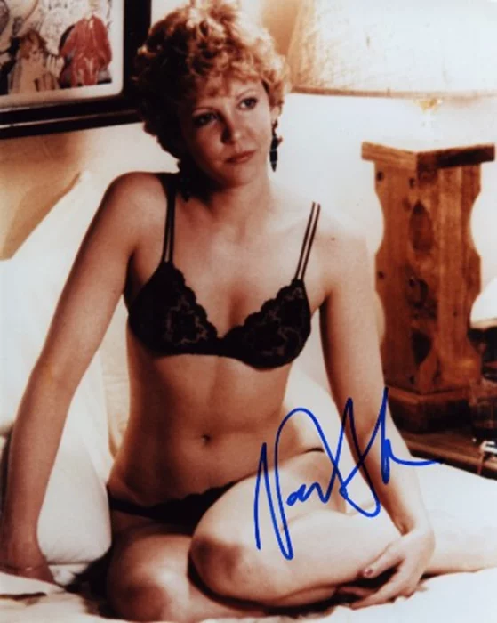 Nancy Allen autograph