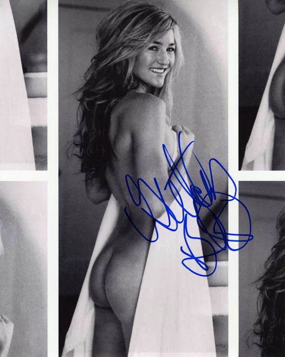 Gretchen Bleiler autograph