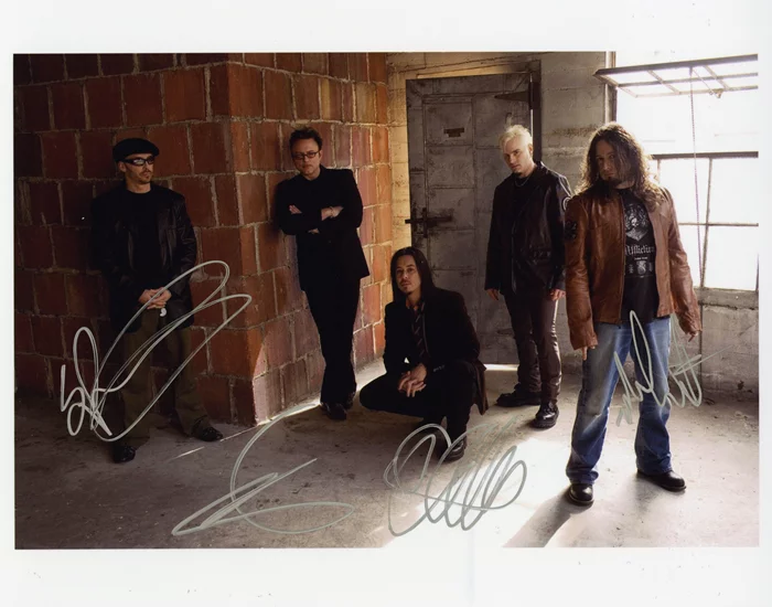 Queensryche autograph