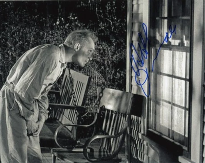 Robert Duvall autograph