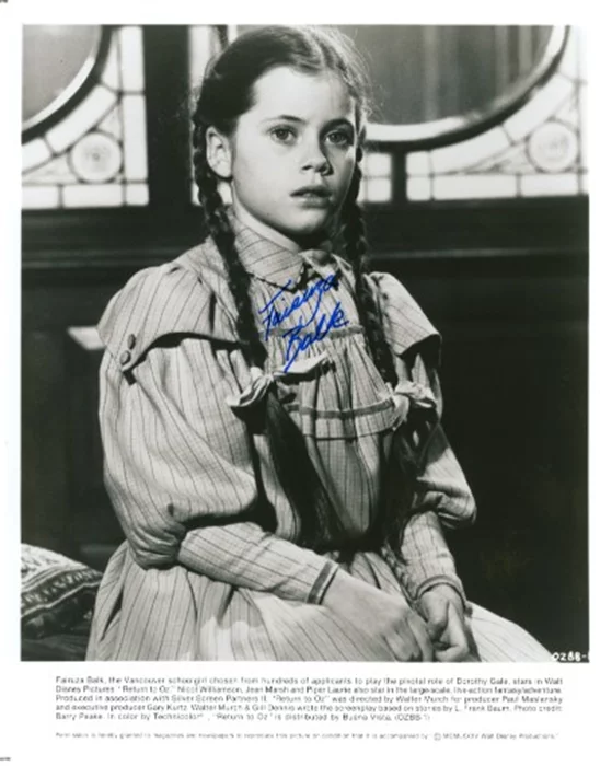 Fairuza Balk autograph
