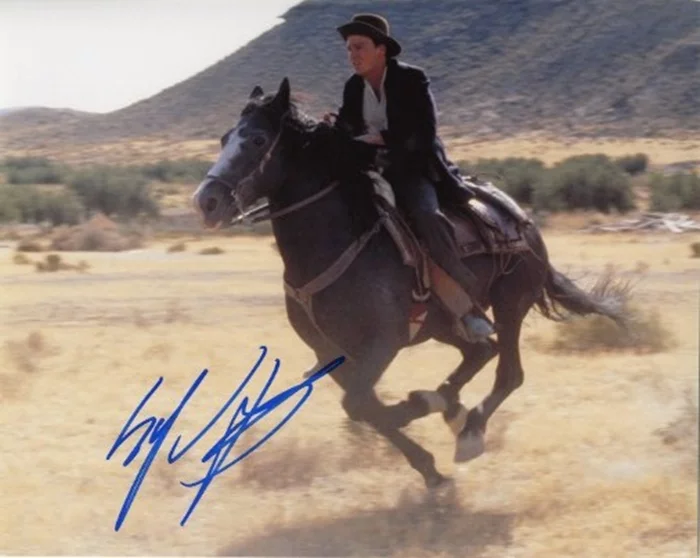 Sean Patrick Flanery autograph