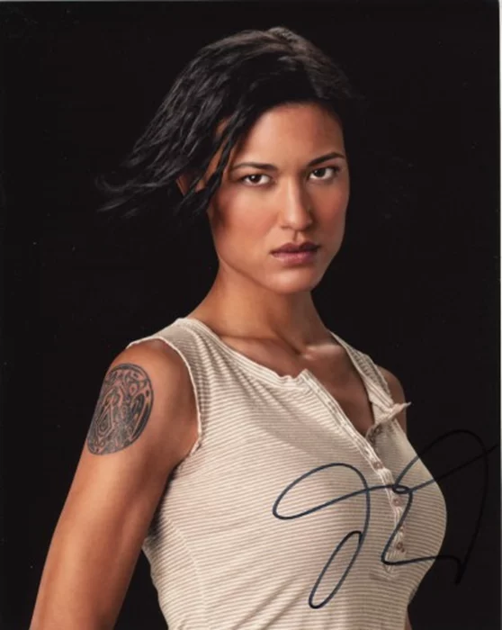Julia Jones autograph