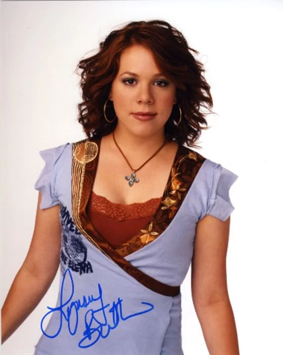 Lynsey Bartilson autograph