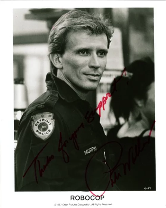 Peter Weller autograph