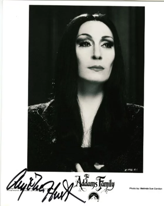Anjelica Huston autograph