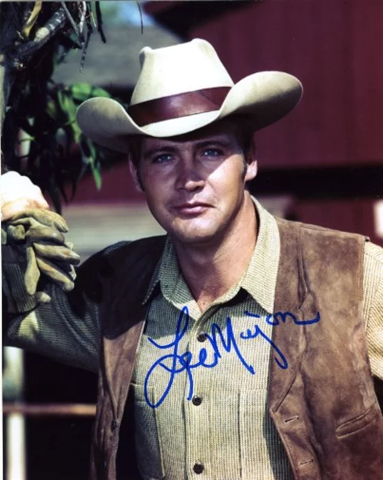 Lee Majors autograph