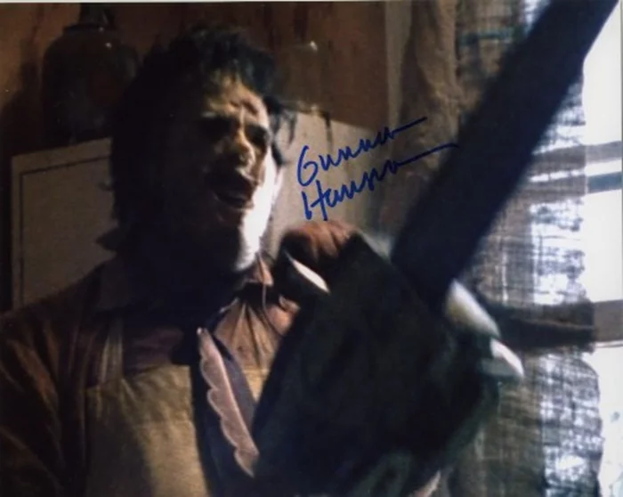 Gunnar Hansen autograph