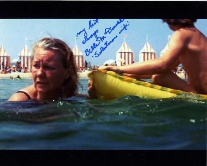 Belle McDonald autograph