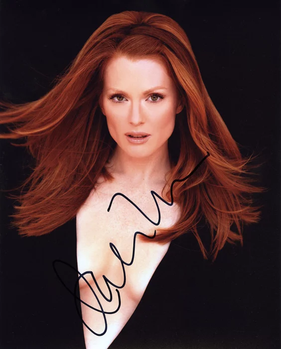 Julianne Moore autograph