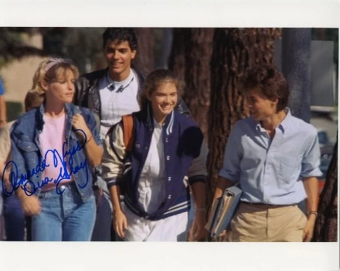 Amanda Wyss autograph