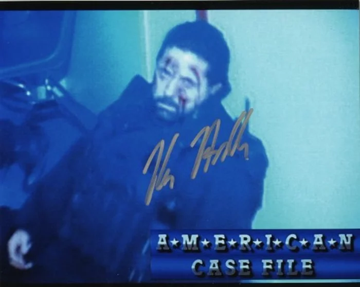 Kane Hodder autograph