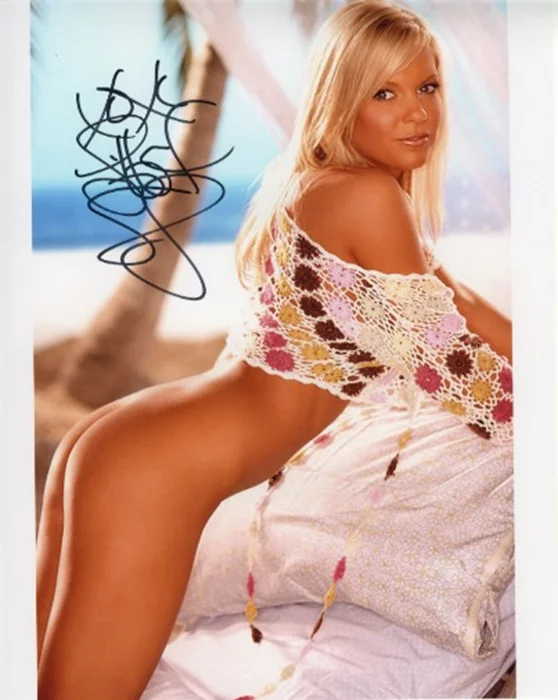 Tiffany Selby autograph