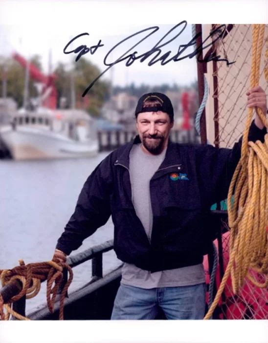 Jonathan  Hillstrand autograph