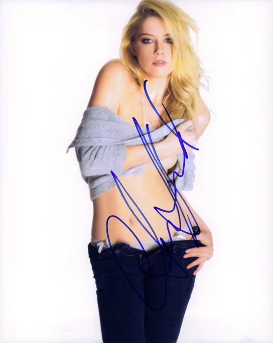 Amber Heard autograph