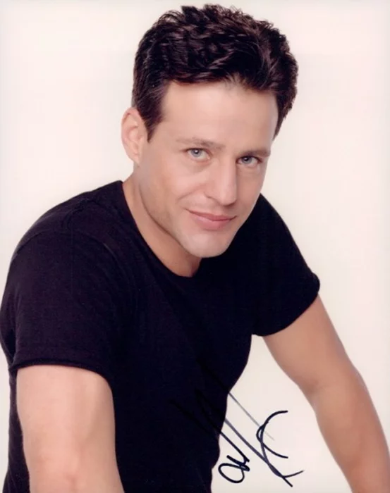 Louis Mandylor autograph
