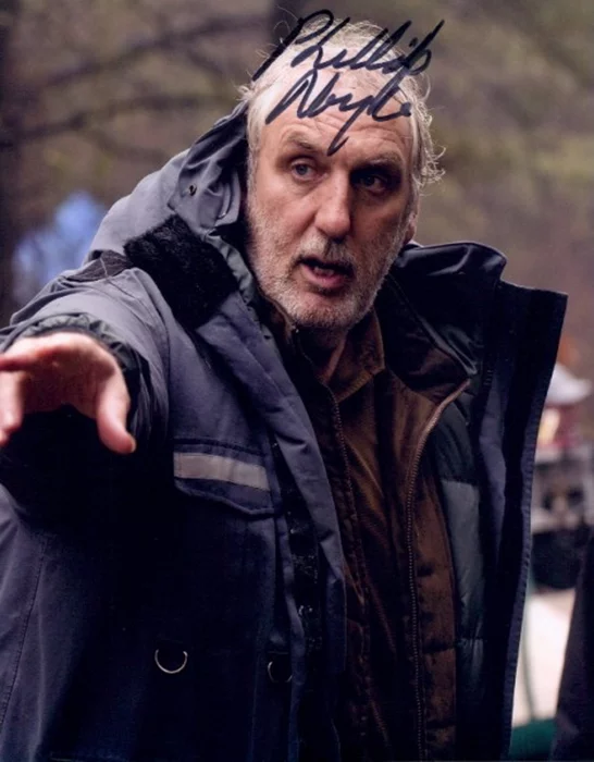 Phillip Noyce autograph