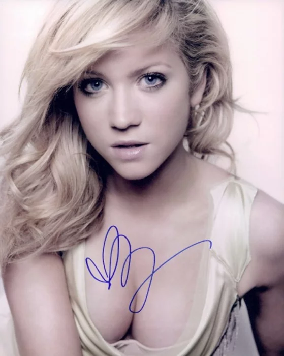 Brittany Snow autograph