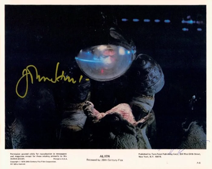 Alien autograph