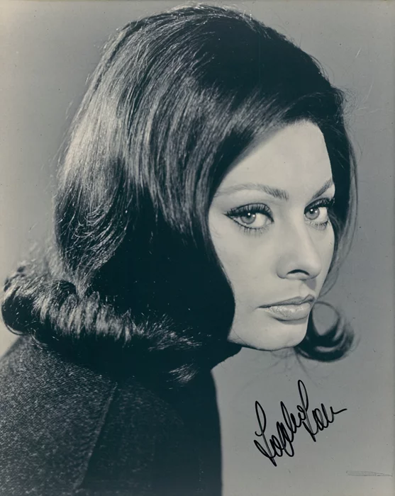 Sophia Loren autograph