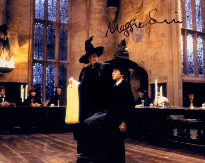 Maggie Smith autograph
