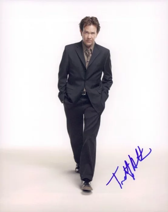 Timothy Hutton autograph