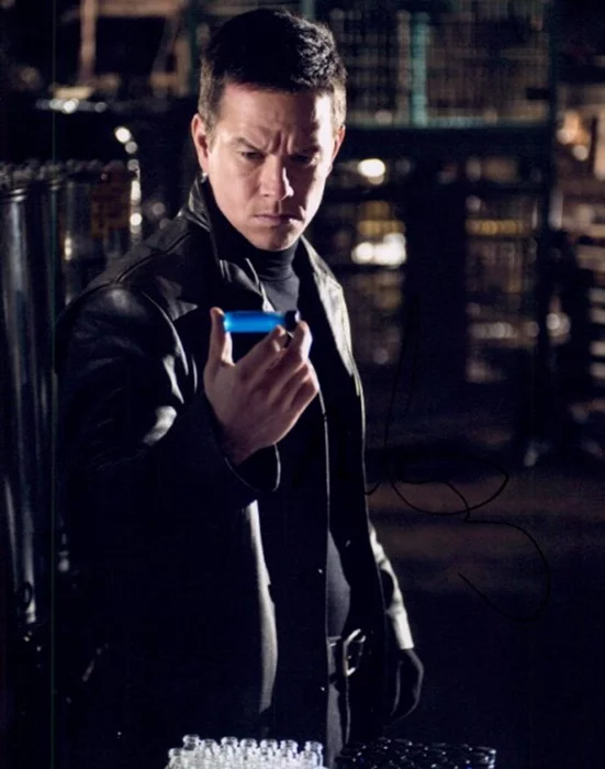 Mark Wahlberg autograph
