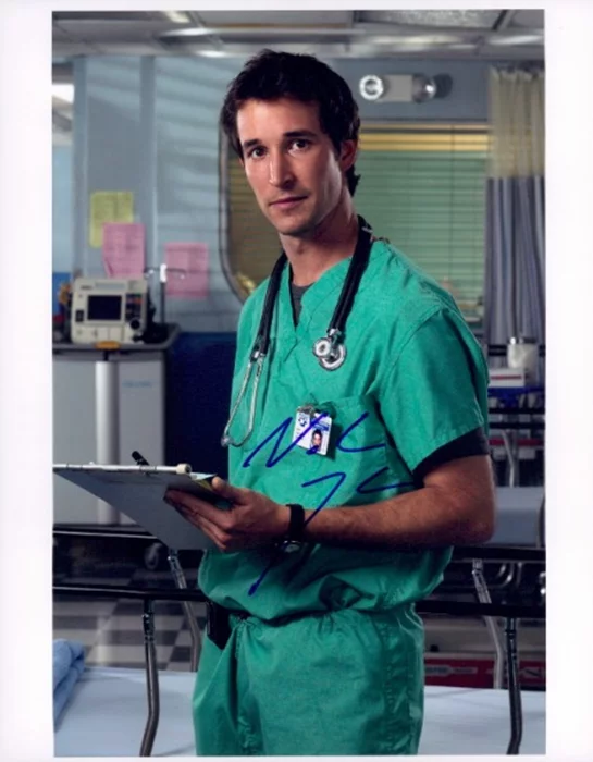 Noah Wyle autograph