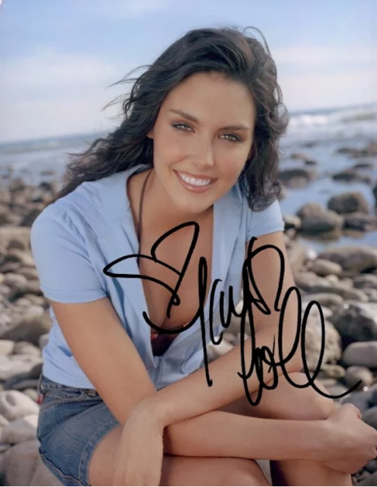 Taylor Cole autograph