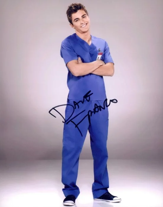 Dave Franco autograph