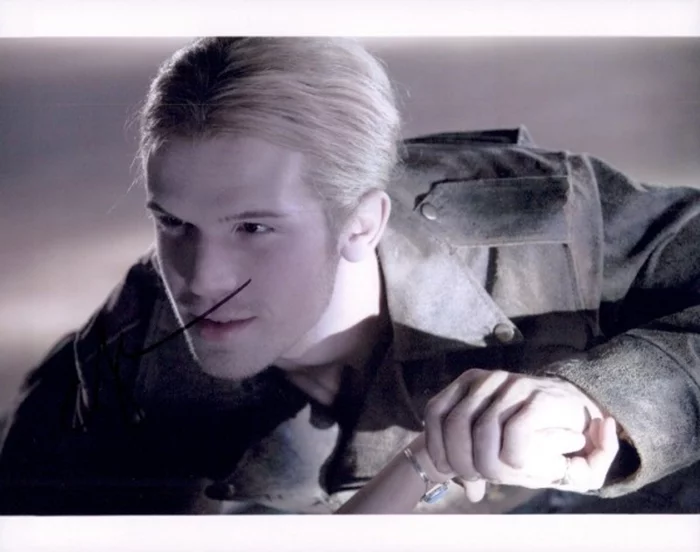 Cam Gigandet autograph