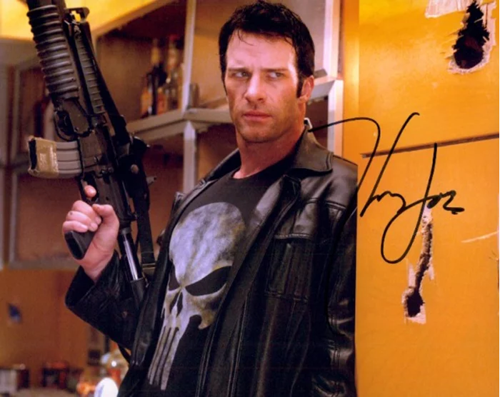 Thomas Jane autograph