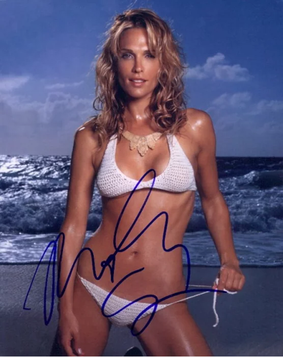 Molly Sims autograph