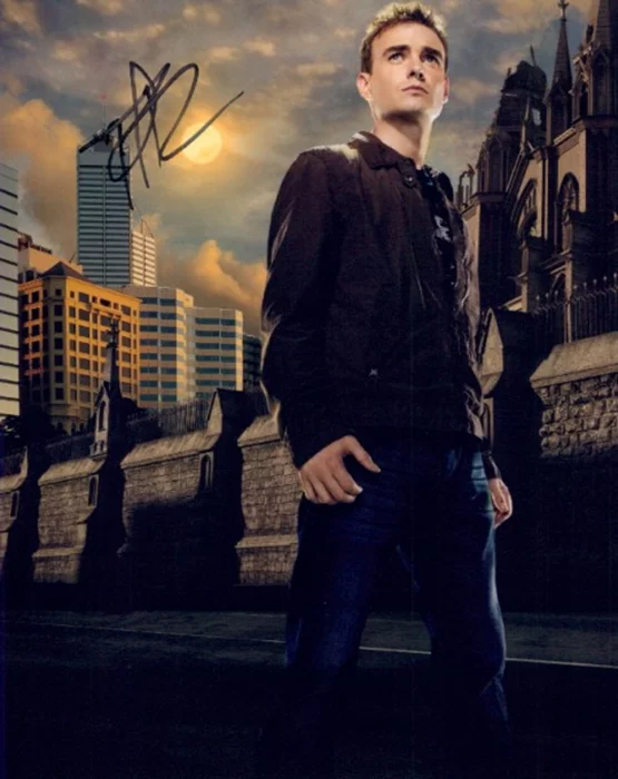 Robin Dunne autograph