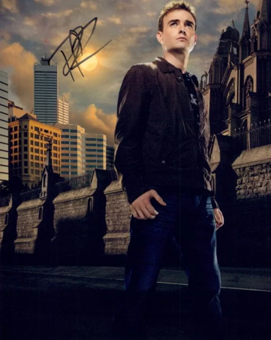 Robin Dunne autograph