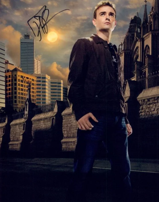 Robin Dunne autograph