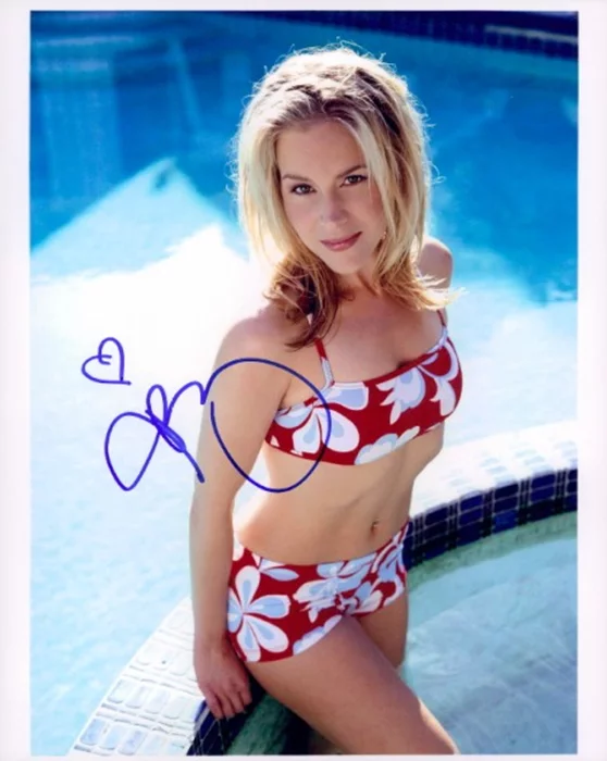 Julie Benz autograph