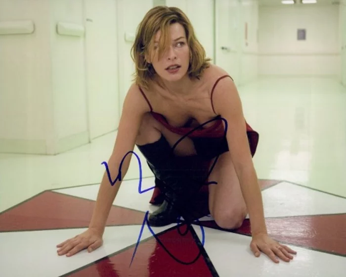 Milla Jovovich autograph