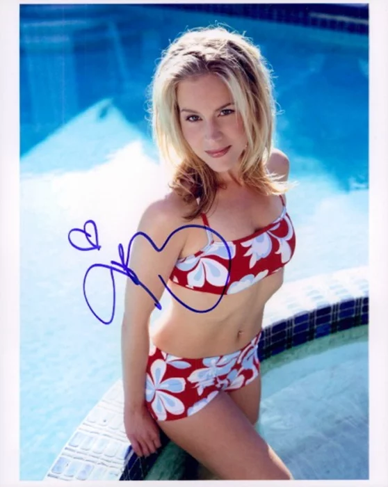 Julie Benz autograph