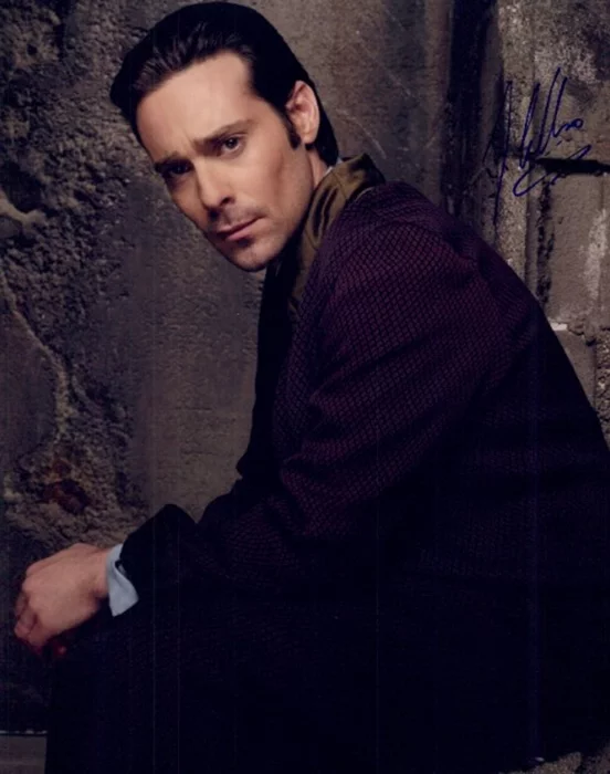 James Callis autograph